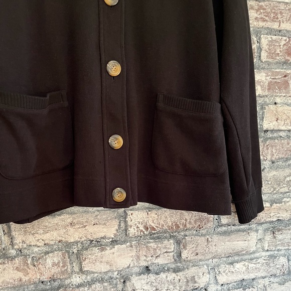 Black button down front shackett. Excellent like new condition smoke/pet free🌸 - Picture 5 of 7